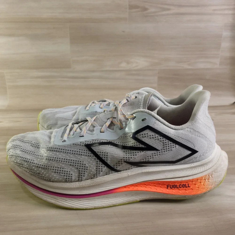 New Balance FuelCell SuperComp Trainer v2 Women 13.5 White Running Shoes MRCXLW3